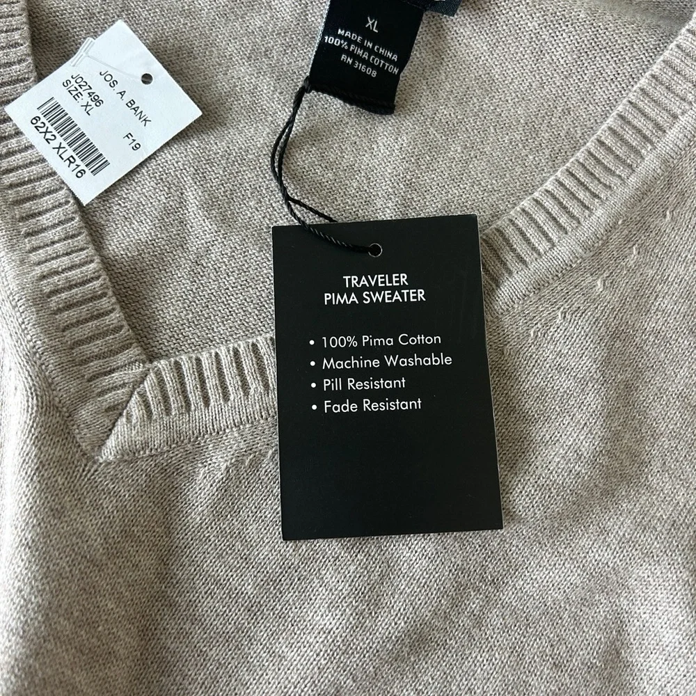 NWT- JoS A. Bank Men’s Traveler Pima V Neck Sweater Size XL - Picture 5 of 6